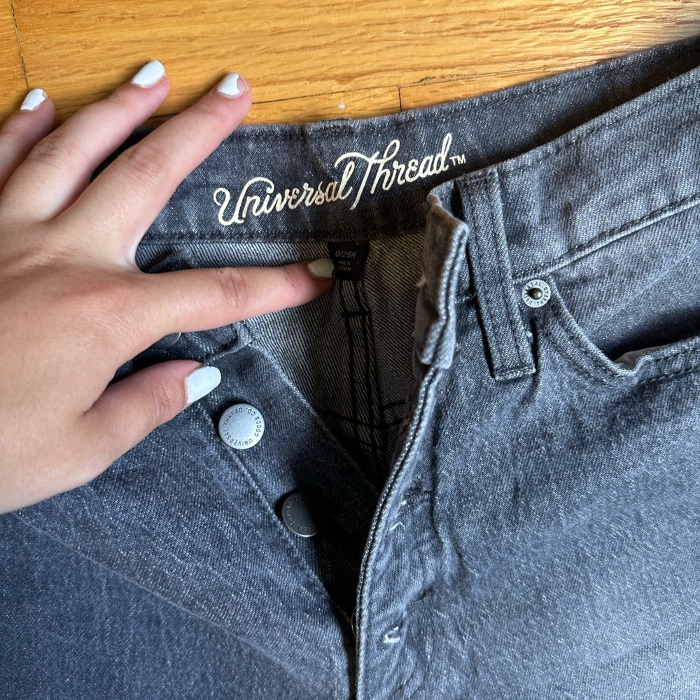 Universal thread gray jeans